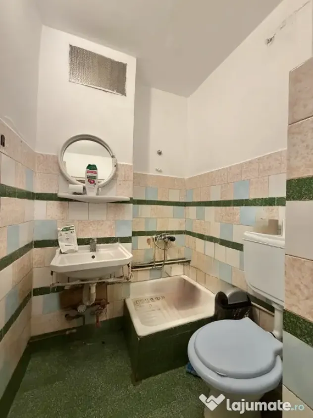 Apartament 4 camere, decomandat, etaj 1, zona Dambovita - Timisoara (Timis)