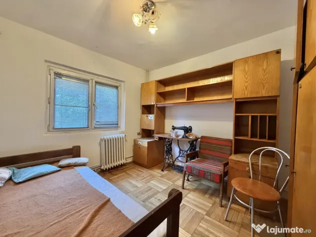 Apartament 4 camere, decomandat, etaj 1, zona Dambovita - Timisoara (Timis)