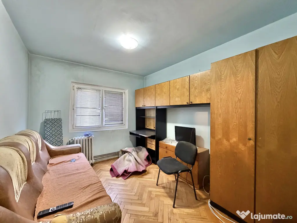 Apartament 4 camere, decomandat, etaj 1, zona Dambovita - Timisoara (Timis)