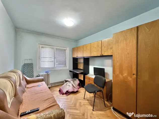 Apartament 4 camere, decomandat, etaj 1, zona Dambovita - Timisoara (Timis)