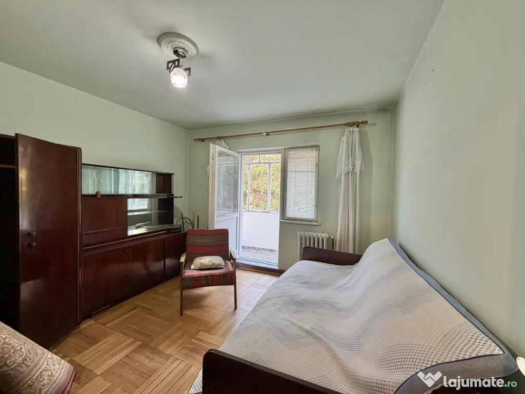 Apartament 4 camere, decomandat, etaj 1, zona Dambovita - Timisoara (Timis)