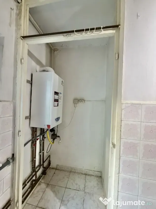 Apartament 4 camere, decomandat, etaj 1, zona Dambovita - Timisoara (Timis)
