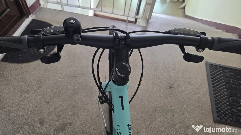 Bicicletă Bianchi aproape nouă