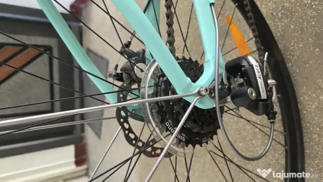 Bicicletă Bianchi aproape nouă
