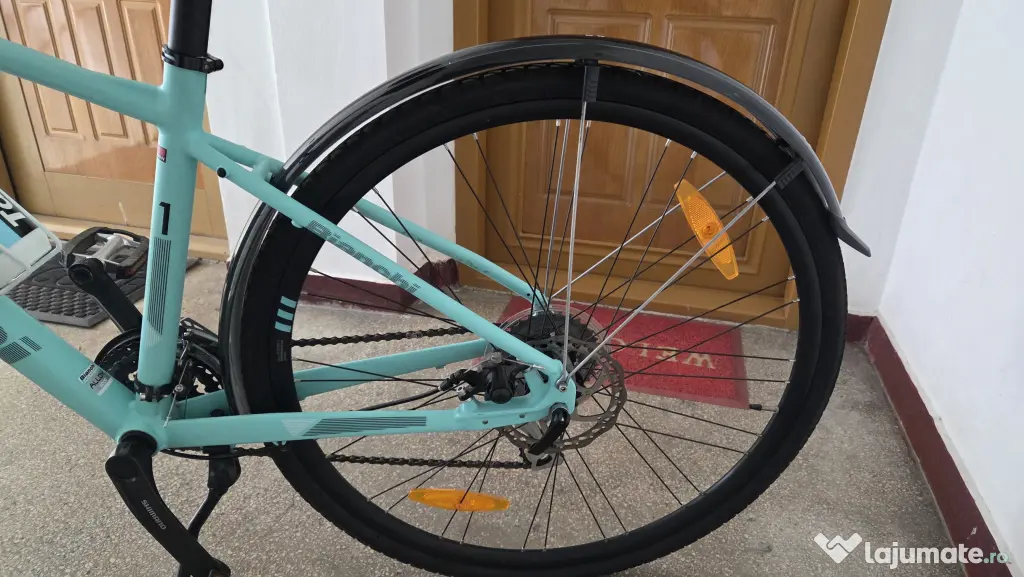 Bicicletă Bianchi aproape nouă