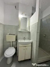 Apartament 2 camere, etaj 2, decomandat - zona Sagului 