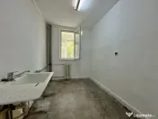 Apartament 2 camere, etaj 2, decomandat - zona Sagului 