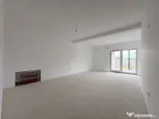Duplex cu 4 camere, 96 mp utili, 16 mp terasa, 370 mp teren 