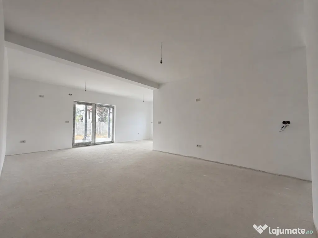 Duplex cu 4 camere, 96 mp utili, 16 mp terasa, 370 mp teren - Sag (Timis)