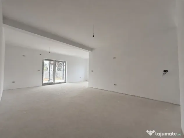 Duplex cu 4 camere, 96 mp utili, 16 mp terasa, 370 mp teren - Sag (Timis)
