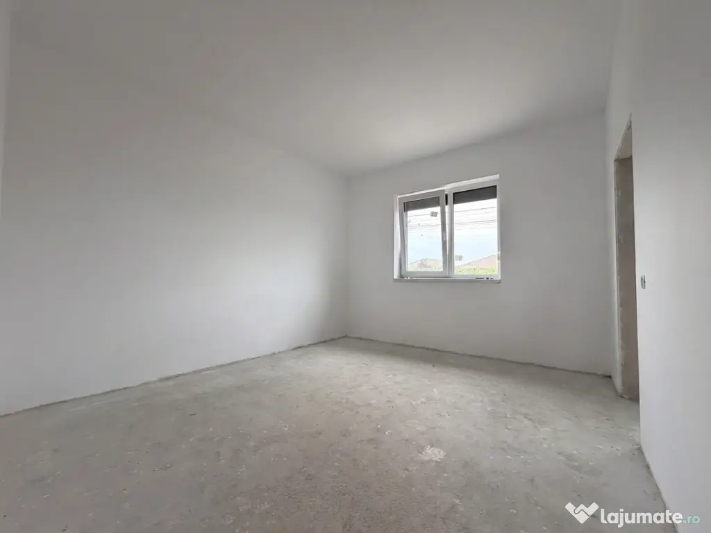 Duplex cu 4 camere, 96 mp utili, 16 mp terasa, 370 mp teren - Sag (Timis)