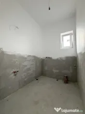Duplex cu 4 camere, 96 mp utili, 16 mp terasa, 370 mp teren 
