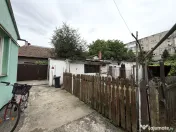 Casa 107 mp utili, 400 mp teren, garaj, anexe - Sagului 