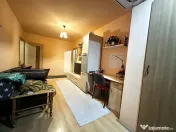 Apartament 3 camere, etaj 3, 50 mp - zona Calea Sagului