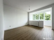 Apartament 2 Camere, 48 mp utili, semidecomandat, Etaj 3, Li 