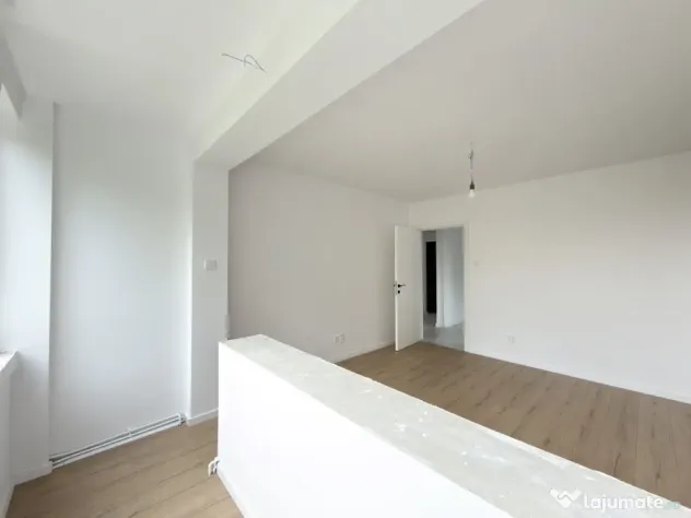 Apartament 2 Camere, 48 mp utili, semidecomandat, Etaj 3, Li - Timisoara (Timis)