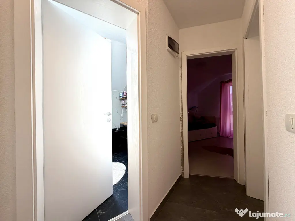 Duplex elegant cu 3 camere, 61 mp utili, mobilat/utilat - Sa - Sanandrei (Timis)