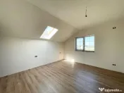 Duplex 4 camere pozitie excelenta - Mosnita Veche 