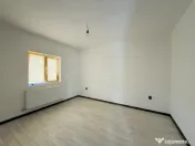 Duplex despartit prin camera tehnica, 3 camere - Beregsau Ma