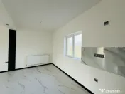 Duplex despartit prin camera tehnica, 3 camere - Beregsau Ma