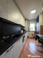 Apartament 3 camere, decomandat, 53 mp - zona Lipovei 