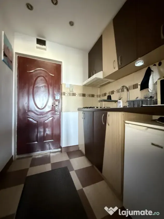 Garsoniera spatioasa, 16 mp, etaj 1, mobilata si utilata - S - Timisoara (Timis)