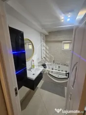 Apartament cu 2 camere de inchiriat-centrala proprie, zona Lipovei