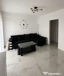 Apartament modern cu grădină proprie de 100 mp și acces l