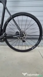 Canyon Ultimate CF SL Disc 7 – Mărime XL – Stare Impecabilă (Rulaj minim) 