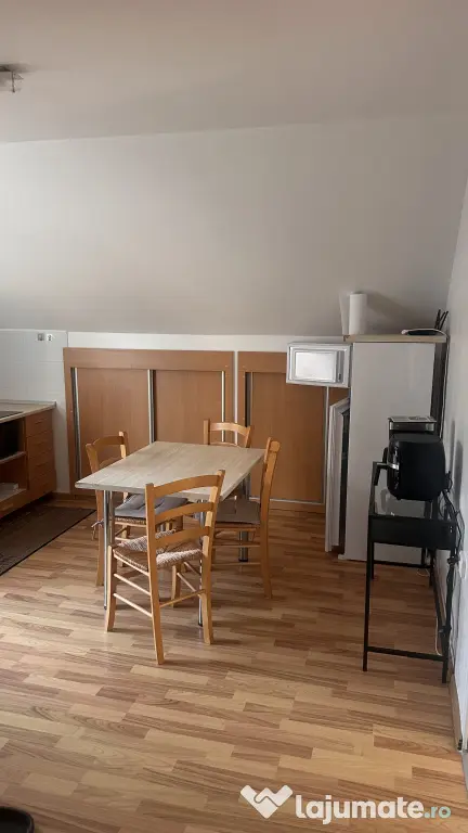 Apartament 2 camere decomandat
