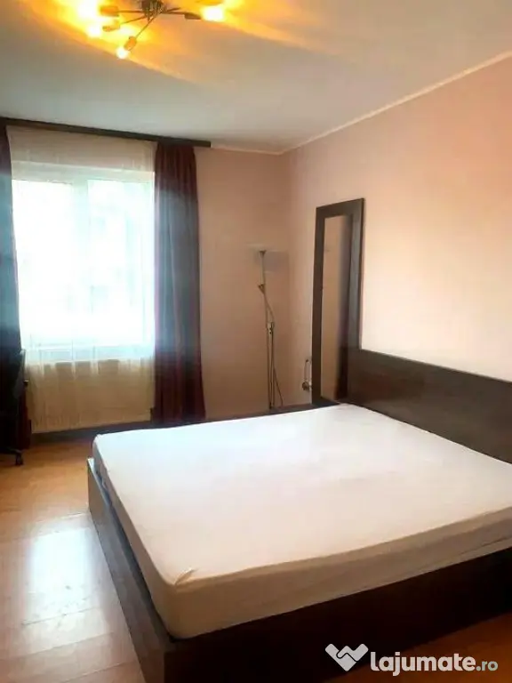 Închiriez apartament cu 2 camere în centrul civic Brașov - Brasov (Brasov)