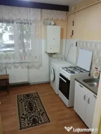 Vând apartament cu 2 camere decomandate în Nicolina 2 la parter 