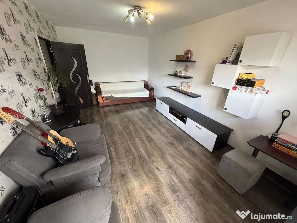 Apartament 2 camere decomandat zona Dacia cu Centrală proprie si Boxă - Constanta (Constanta)