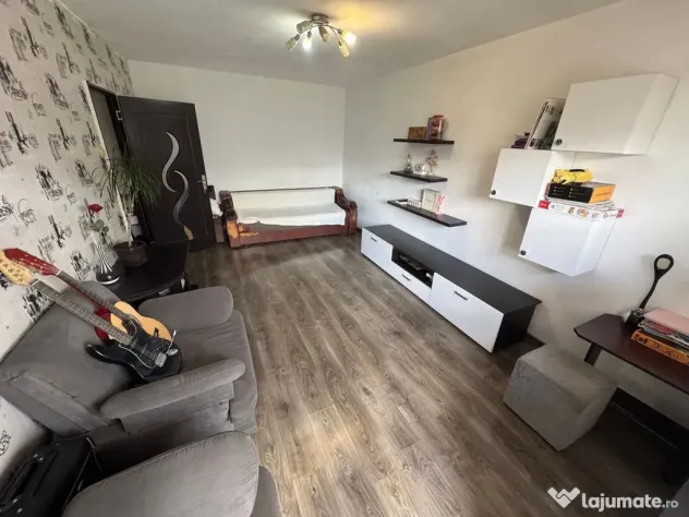 Apartament 2 camere decomandat zona Dacia cu Centrală proprie si Boxă - Constanta (Constanta)