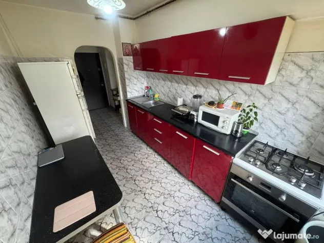 Apartament 2 camere decomandat zona Dacia cu Centrală proprie si Boxă - Constanta (Constanta)