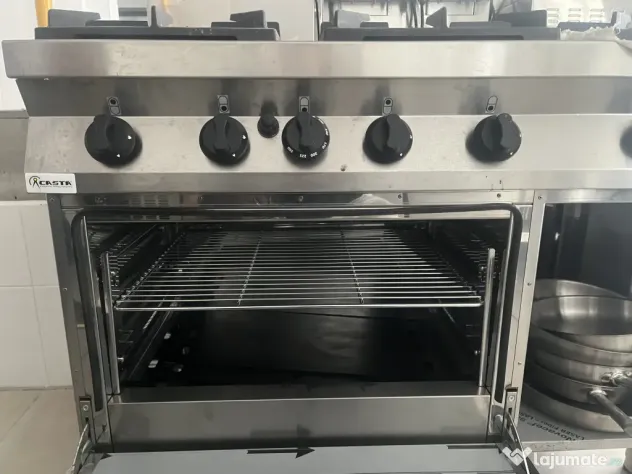 Se vinde aragaz profesional marca Casta