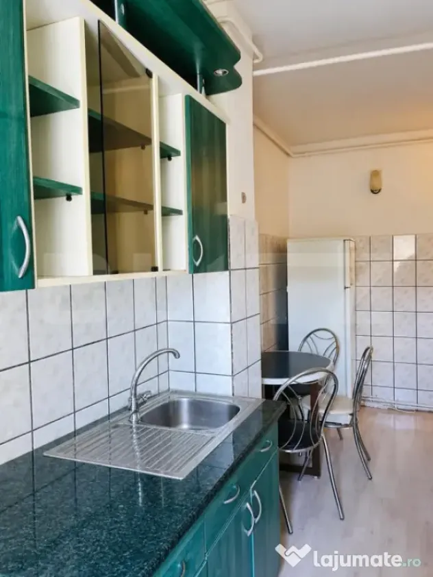 Apartament spațios cu 3 camere, zona Complexul Studentesc - Timisoara (Timis)