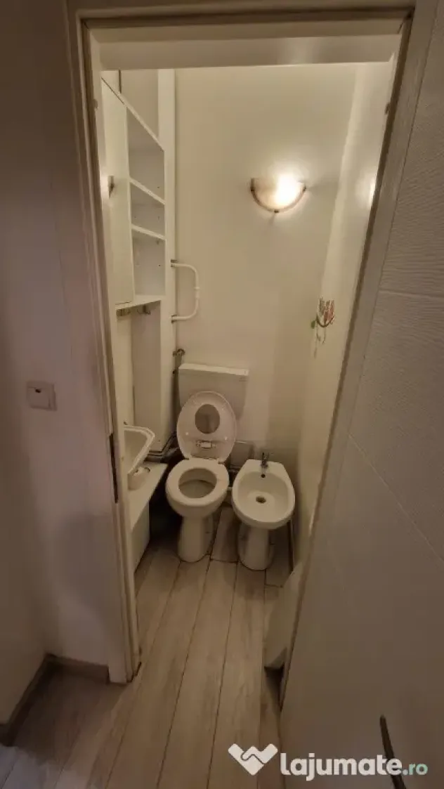 Vând apartament 3 camere, decomandat, in Iasi, str.Vamasoaia, utilat - Iasi (Iasi)