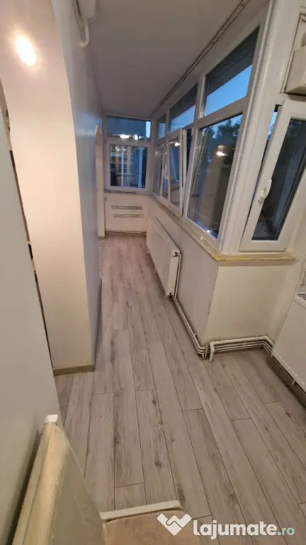 Vând apartament 3 camere, decomandat, in Iasi, str.Vamasoaia, utilat - Iasi (Iasi)