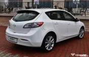 Mazda 3 motor 1.6 benzina 105 CP an 2011 alb metalizat 