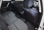Mazda 3 motor 1.6 benzina 105 CP an 2011 alb metalizat 