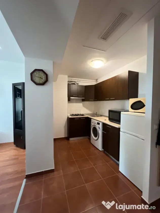 Apartament două camere de închiriat