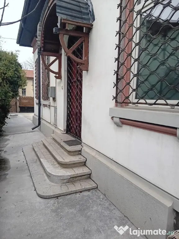 Piata Muncii - Imobil profesional - clinica/centru educational/birouri - Bucuresti (Bucuresti-Ilfov)