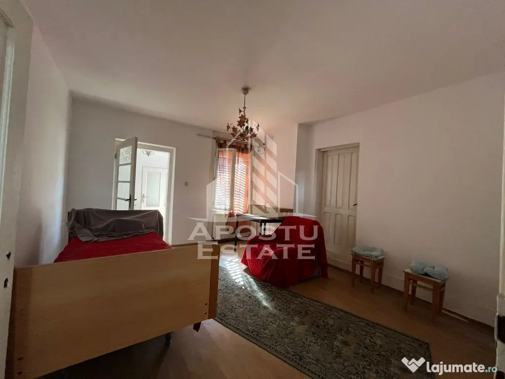 Casa individuala 7 camere, 3 bai, garaj, teren 1129 mp, zona Iosefin - Timisoara (Timis)