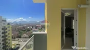 Apartament tip studio de închiriat în zona Tractorul 