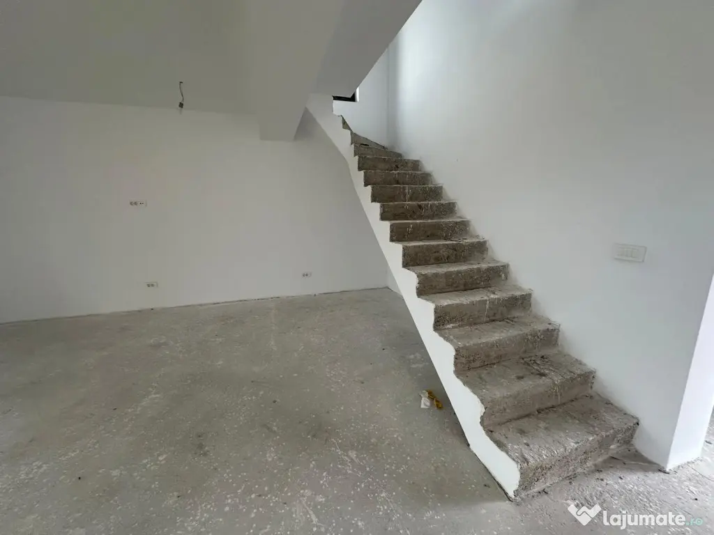 Casa individuala | Parter + Etaj | Toate utilitatile | Sacal - Sacalaz (Timis)