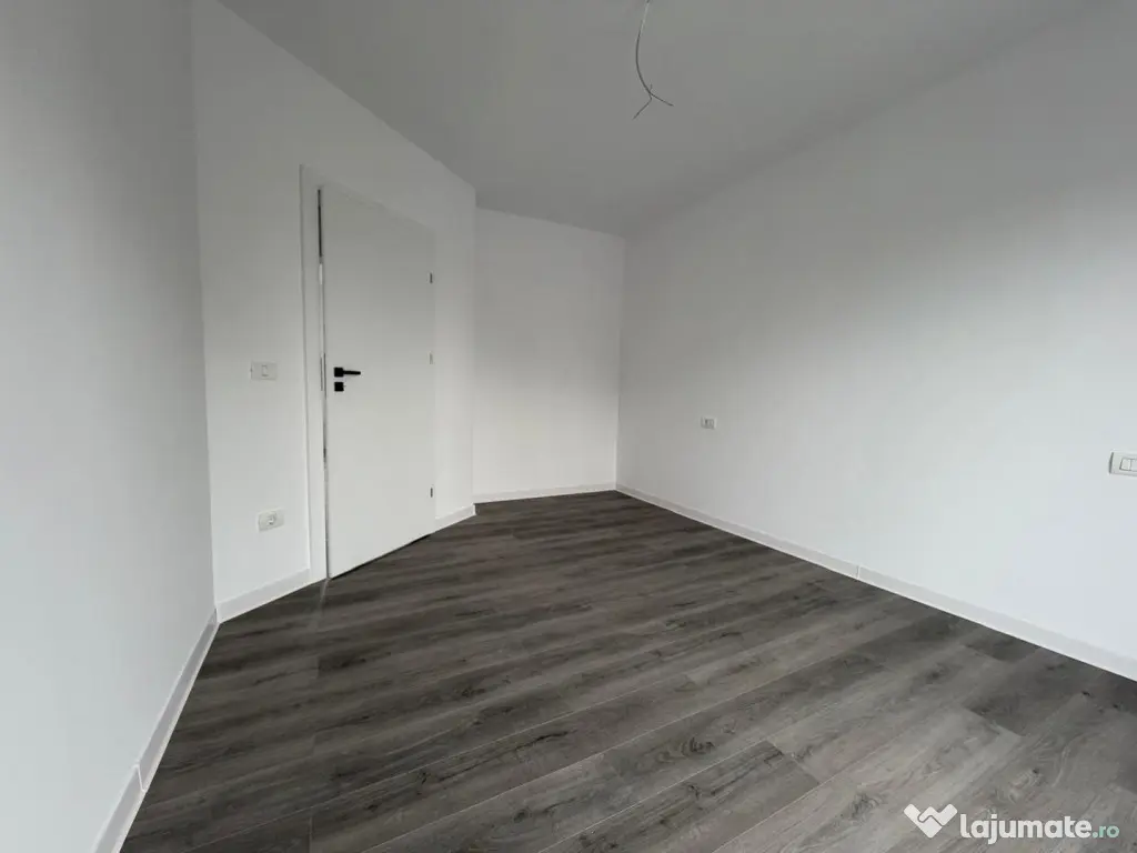 Duplex | 4 camere | Asfalt | Finisaje premium | Curte genero - Utvin (Timis)