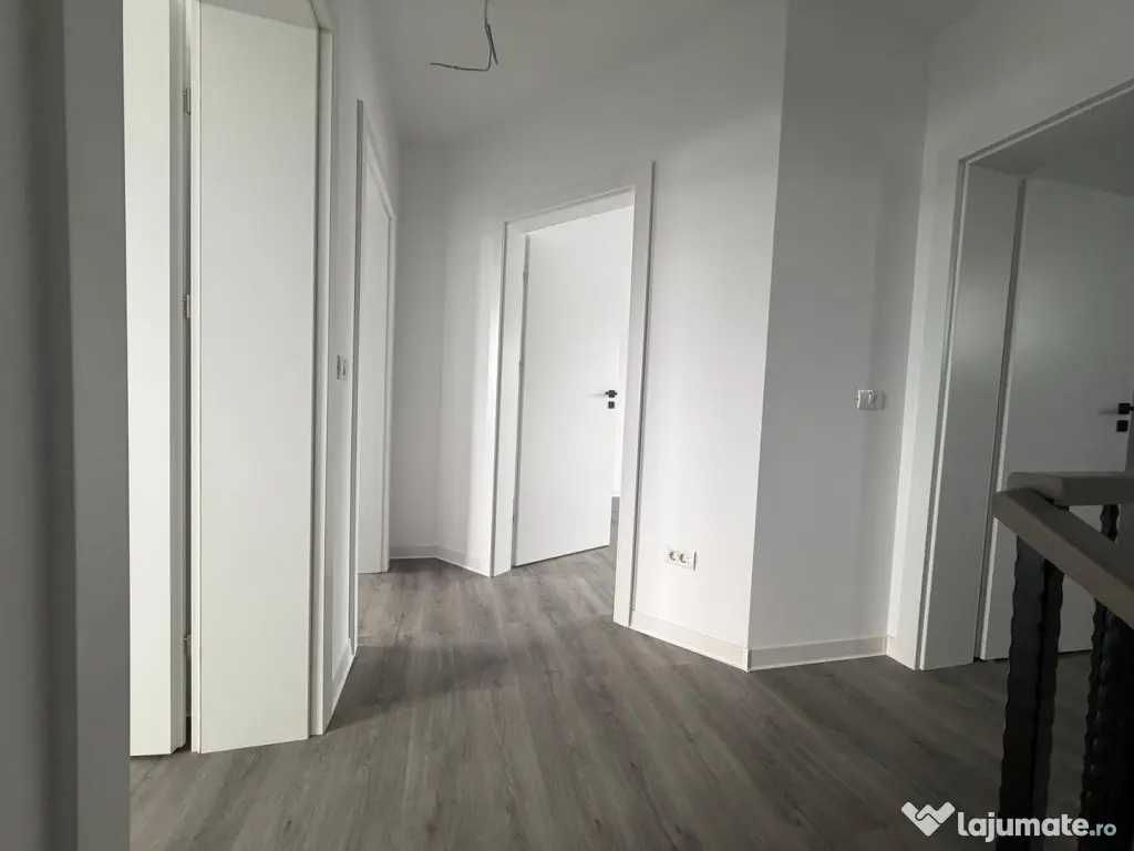 Duplex | 4 camere | Asfalt | Finisaje premium | Curte genero - Utvin (Timis)