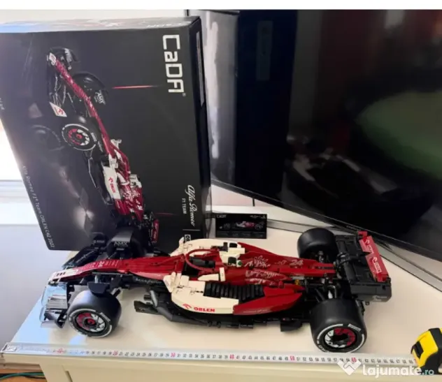 Set constructie CaDa Alfa Romeo F1 Team Orlen C42 C64005W Formula 1 1868 piese