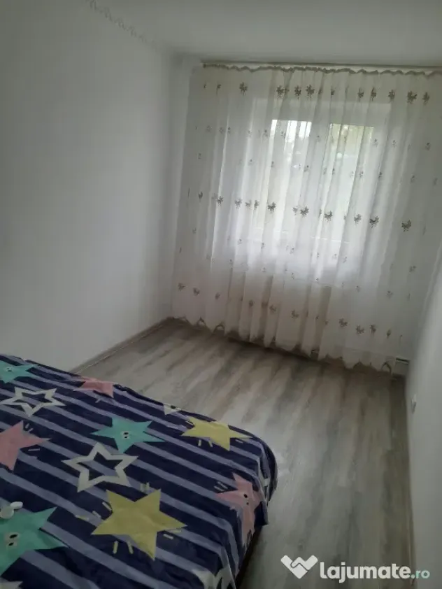 Apartament de inchiriat 3 camere Central